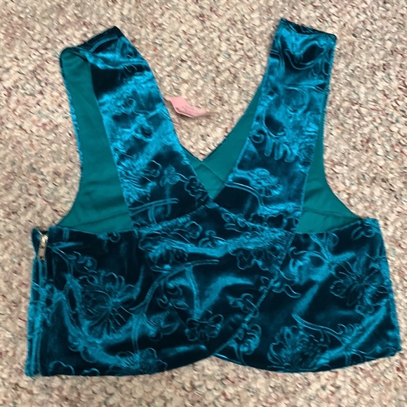 New velvet crop top - Picture 6 of 7
